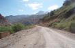 Pradedu koki tai nieking deimties kilometr yg kaln keliu per Tadikistano kalnus