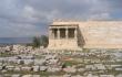 Statulos šalia Akropolio