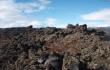 Sienos i sustingusios lavos Hverfjall kraterio papdje