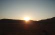 Kylančios saulės nušviesta Vadi Rumo dykuma