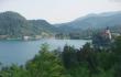 Bledo ežero panorama (zoom versija) Julijos Alpių fone [Šiandien prieš dvidešimt metų. Po kuprine, 2019]
