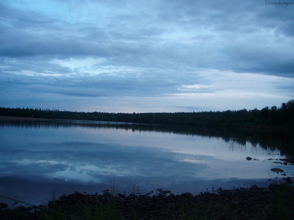 Labanakt. Vakaras Ivalo, laikas 23:53 val.