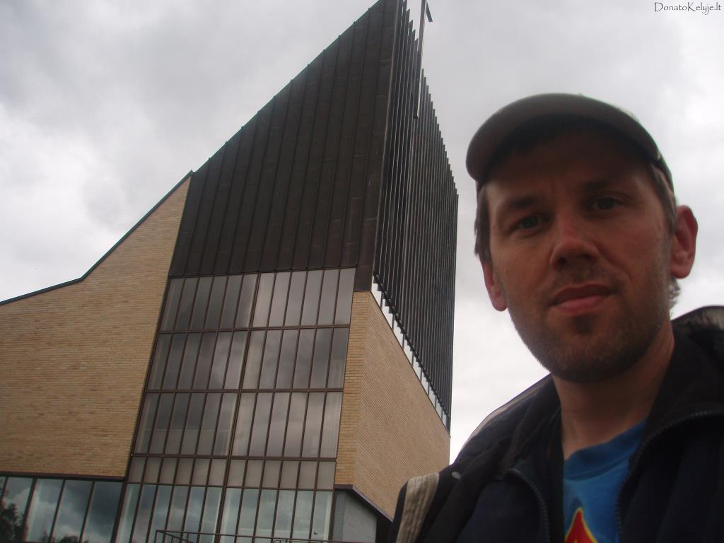 Nusifotografuoju prie Ivalo ba�ny�ios