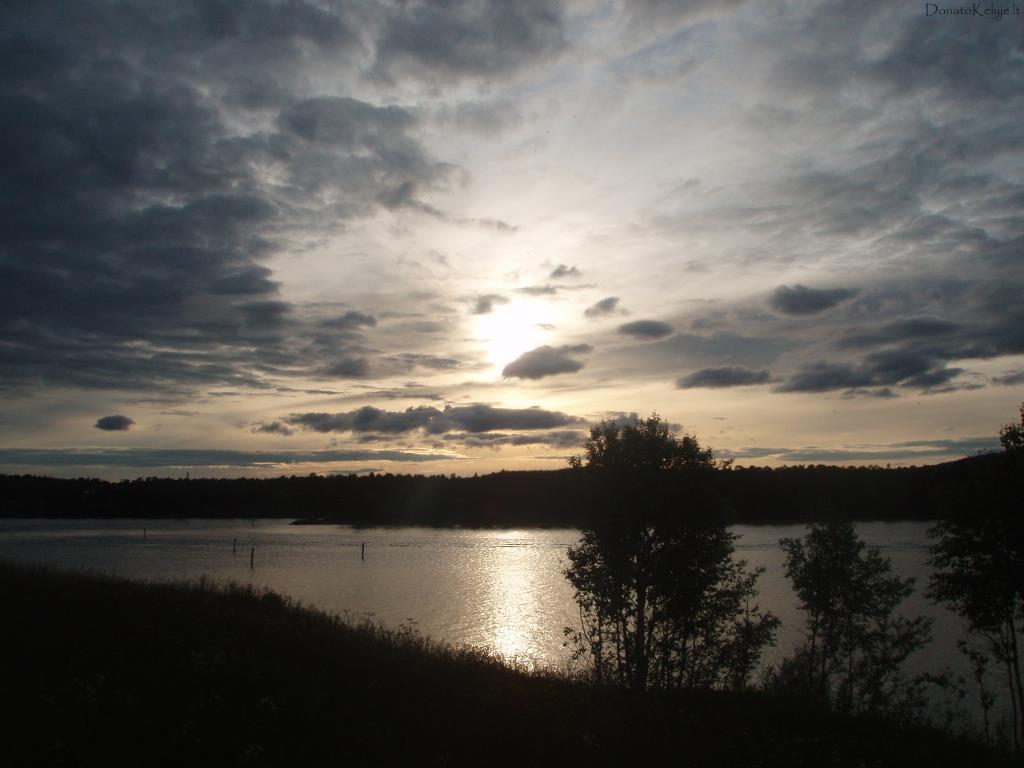 22:11 val. vir� Inario e�ero Suomijos �iaur�je