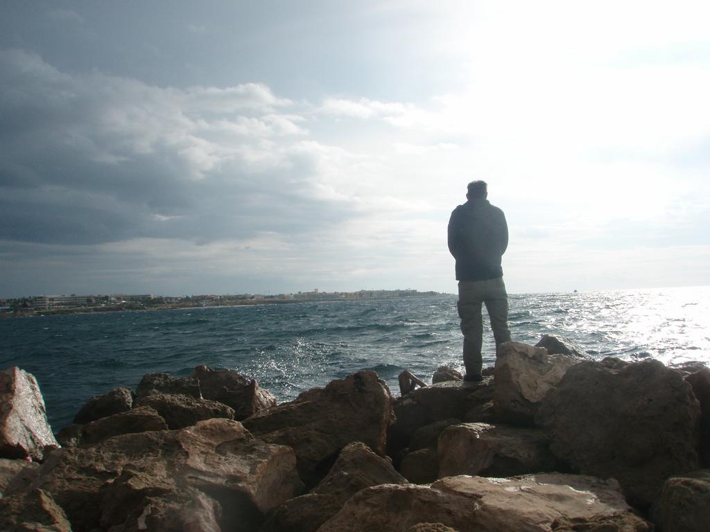 A prie Viduriemio jros. Paphos, Kipras